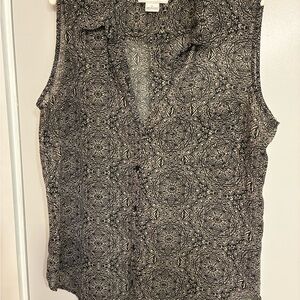 Liz Claiborne Black and White Sleeveless Blouse